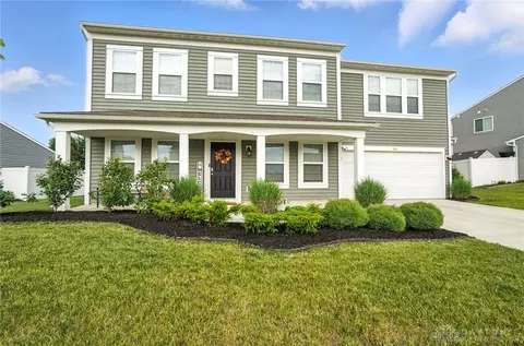 166 Brooke Parke Ave, Brookville, OH 45309