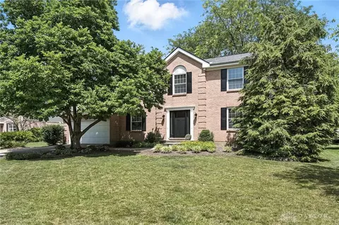 7970 Stonebarn Dr, West Chester, OH 45069