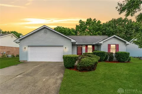 7512 Ned Ct, Carlisle, OH 45005