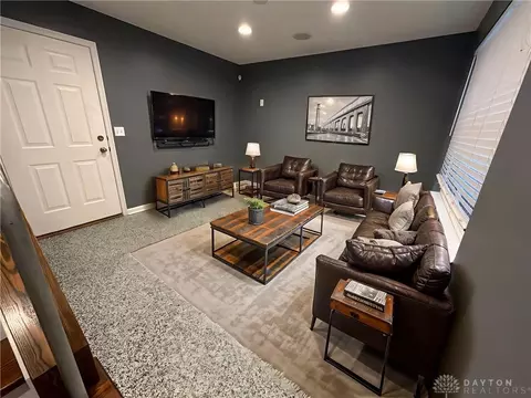 Living - 237 E 1st St, Dayton, OH 45402 photo 1 of 4