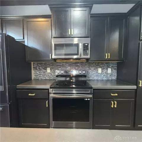Kitchen - 237 E 1st St, Dayton, OH 45402 photo 3 of 4