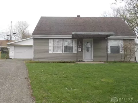 1930 Emerald Ct, Dayton, OH 45403