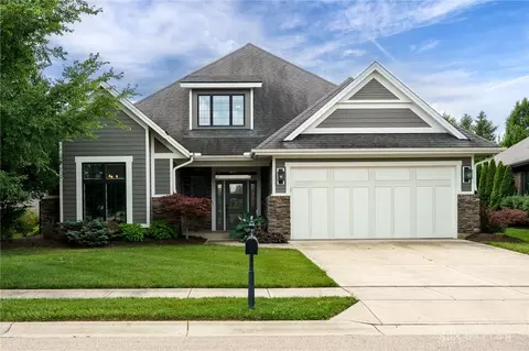 1461 Abbey Park Pl, Xenia, OH 45385