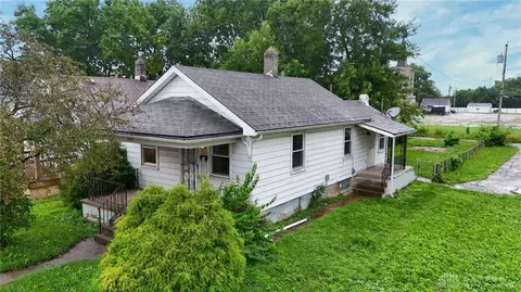 1527 Leo St, Dayton, OH 45404