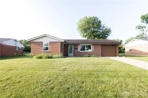467 Mayfield Ct, Troy, OH 45373