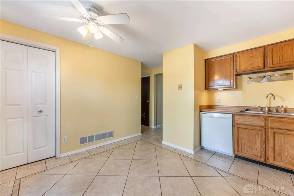 Entry Way - 95 Marco Ln, Washington Township, OH 45458 photo 1 of 1