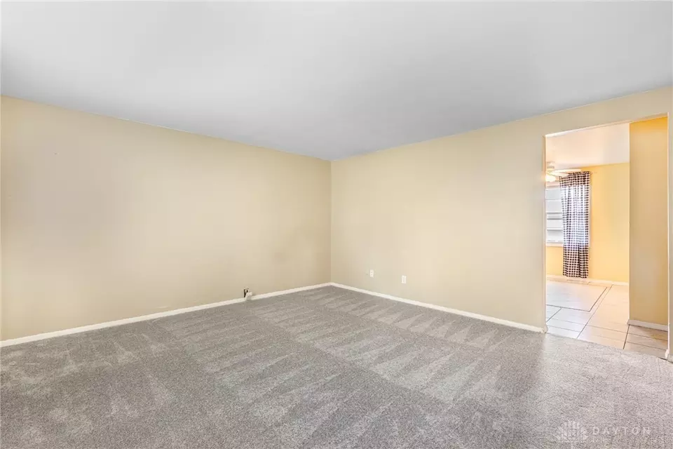 Living - 95 Marco Ln, Washington Township, OH 45458 photo 3 of 3