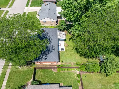 View/Area - 1065 Wenston Ct, Kettering, OH 45429 photo 3 of 8