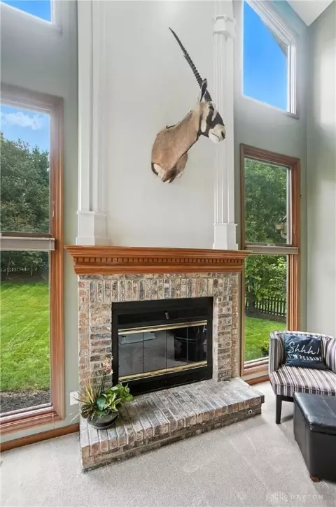 Living - 6768 Montpellier Blvd, Centerville, OH 45459 photo 3 of 5