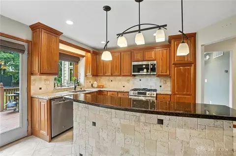 Kitchen - 6768 Montpellier Blvd, Centerville, OH 45459 photo 2 of 8