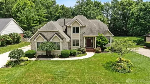 Exterior - 6768 Montpellier Blvd, Centerville, OH 45459 photo 2 of 18