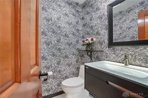 Bath - 6768 Montpellier Blvd, Centerville, OH 45459 photo 1 of 14