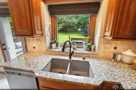 Kitchen - 6768 Montpellier Blvd, Centerville, OH 45459 photo 6 of 8