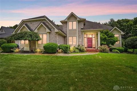 6768 Montpellier Blvd, Centerville, OH 45459