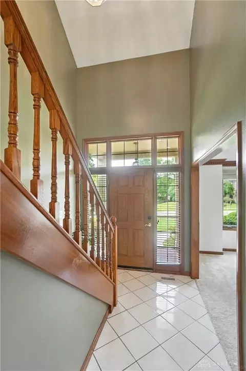 Entry Way - 6768 Montpellier Blvd, Centerville, OH 45459 photo 2 of 5