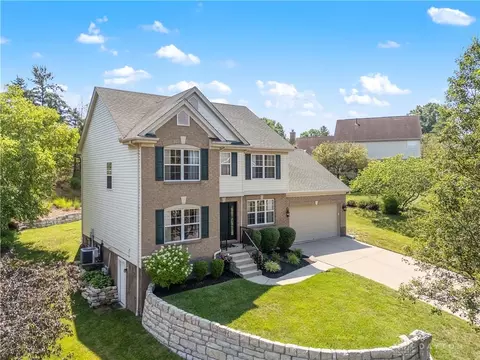 5810 Ravens Ridge Ln, Colerain Twp, OH 45247