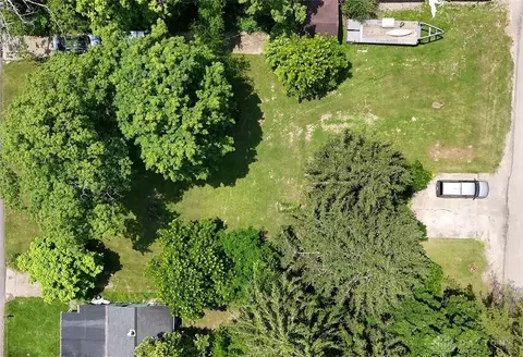 8517 Davis Rd, Maineville, OH 45039