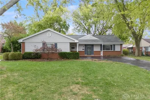 4732 Shady Hill Ln, Dayton, OH 45429