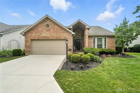 6909 Wembley Cir, Dayton, OH 45459