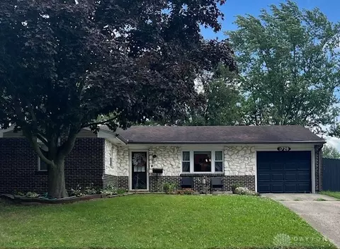 1729 Sioux Dr, Xenia, OH 45385