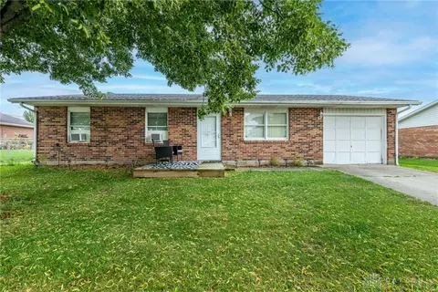 343 Dorothy Ln, New Lebanon, OH 45345