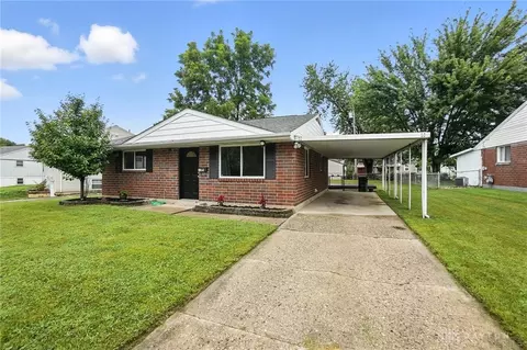 1141 Case Ct, Miamisburg, OH 45342