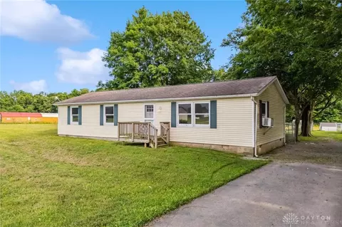 1048 Anderson Rd, Wilmington, OH 45177
