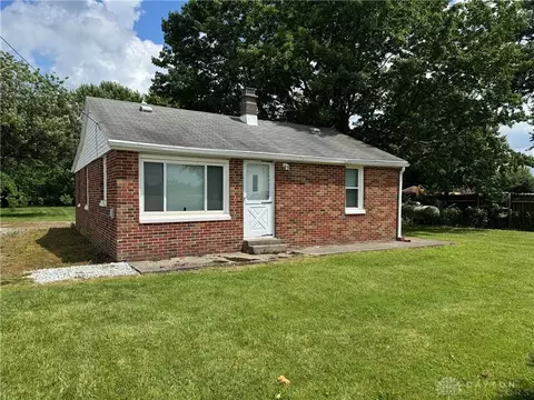 2614 Troy Urbana Rd, Troy, OH 45373