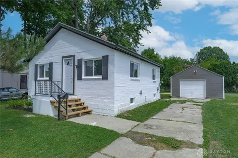 2141 Nomad Ave, Dayton, OH 45414
