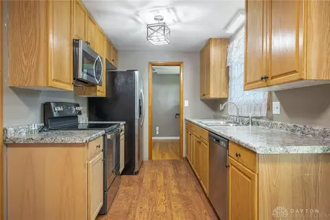 Kitchen - 4050 Tacoma St, Springfield, OH 45503 photo 3 of 3