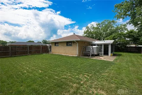 Exterior - 4050 Tacoma St, Springfield, OH 45503 photo 5 of 6