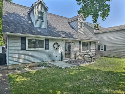 752 Tibbals Ln, Franklin, OH 45005
