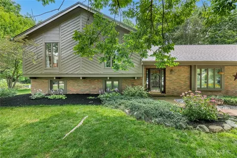 10215 Wright Brothers Ct, Dayton, OH 45458