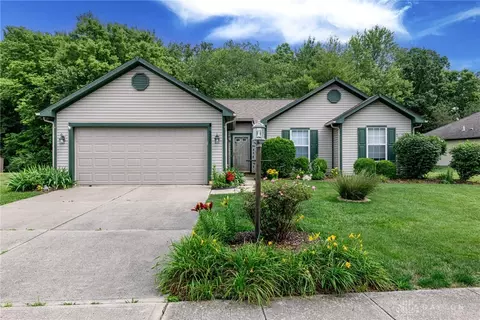 9320 Heritage Glen Dr, Miamisburg, OH 45342