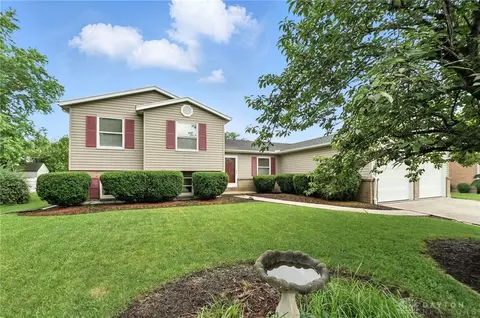 51 Jill Dr, Germantown, OH 45327