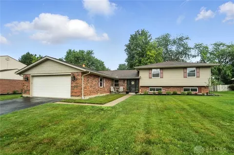 1169 Kentshire Dr, Dayton, OH 45459