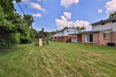Exterior - 8536 Summitridge Dr, Cincinnati, OH 45255 photo 7 of 8