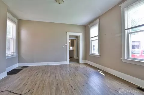 Living - 15 Bertus St, Cincinnati, OH 45217 photo 3 of 5