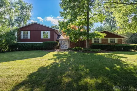 7635 Bigger Rd, Centerville, OH 45459