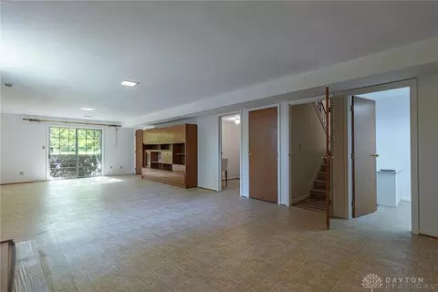 7635 Bigger Rd, Centerville, OH 45459 photo 13