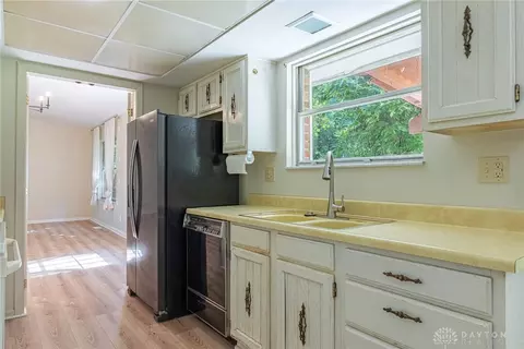 7635 Bigger Rd, Centerville, OH 45459 photo 8