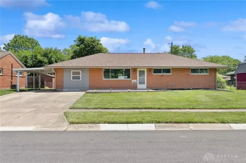 5660 Tomberg St, Huber Heights, OH 45424