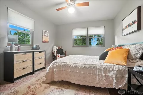 Bedroom - 372 Willowhurst Dr, Centerville, OH 45459 photo 4 of 8