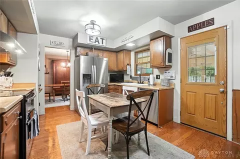Kitchen - 372 Willowhurst Dr, Centerville, OH 45459 photo 1 of 6