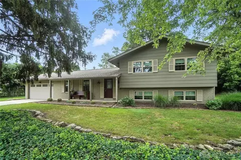 Exterior - 372 Willowhurst Dr, Centerville, OH 45459 photo 2 of 19