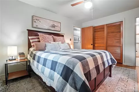 Bedroom - 372 Willowhurst Dr, Centerville, OH 45459 photo 3 of 8