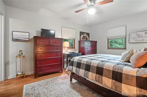 Bedroom - 372 Willowhurst Dr, Centerville, OH 45459 photo 2 of 8
