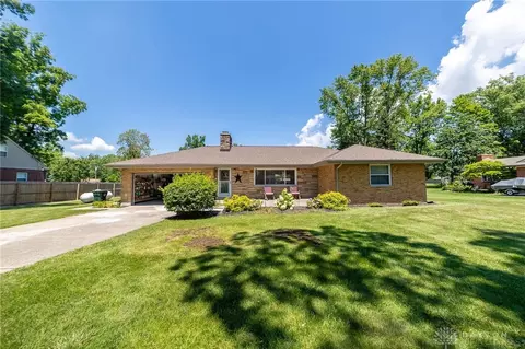 1385 W Evanston Rd, Tipp City, OH 45371
