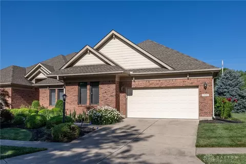 7135 Salem Crossing Pl, Englewood, OH 45322