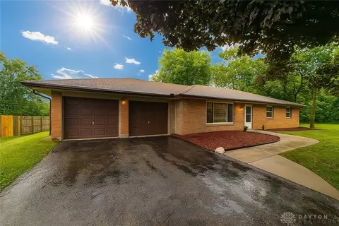 4240 Wilmington Pike, Dayton, OH 45440